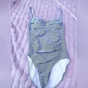bond-eye Black and White Striped One Piece Swimsuit
